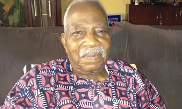 Fallece-el-lider-de-Afenifere-Pa-Reuben-Fasoranti-a-los.webp