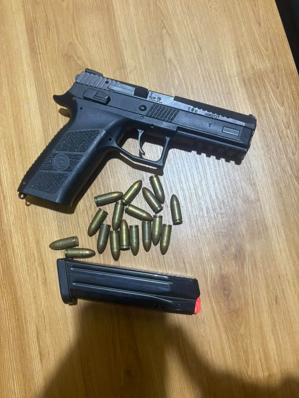 La policía de FCT arrestó a un oficial del NSCDC por disparar en el mercado de Kubwa por informes de que los comerciantes agredieron a su esposa.