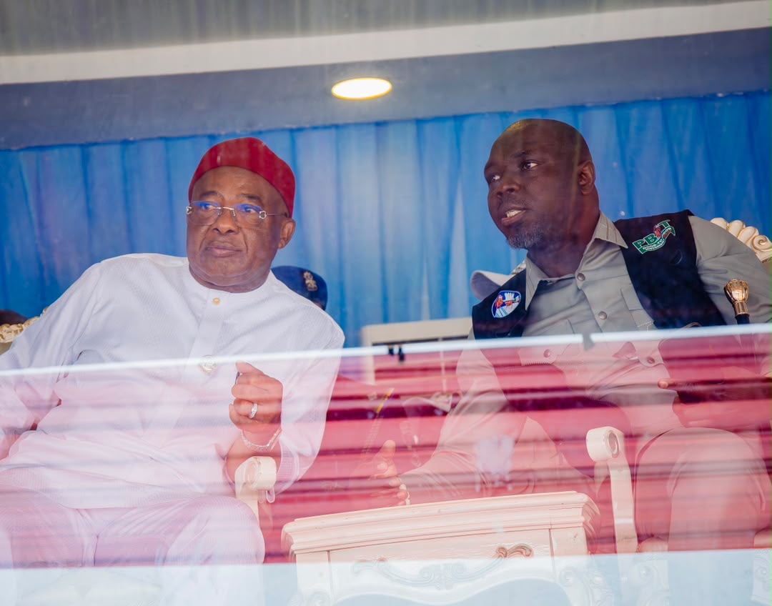 Tompolo lleva el movimiento puerta a puerta de PBAT a Owerri y despliega 30 vehículos de campaña mientras Uzodimma apoya la candidatura de Tinubu para 2027.