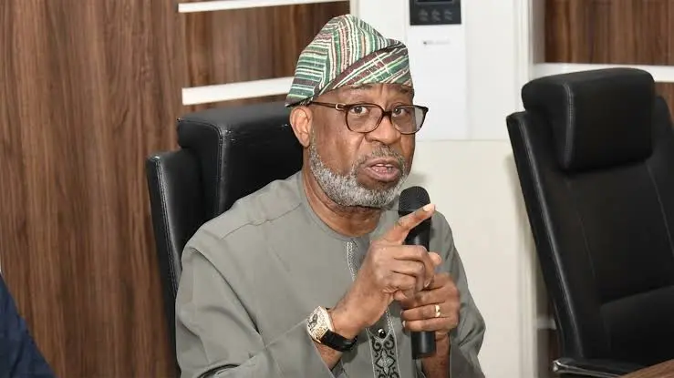 APC-acusa-a-Atiku-de-abandonar-el-arte-de-estadista.webp