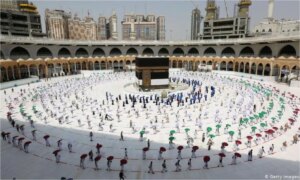 Arabia-Saudita-aprueba-10000-plazas-adicionales-para-el-Hajj-en.jpg