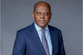 Cardoso-lleva-reformas-financieras-de-Nigeria-a-Singapur-y-firma.jpeg