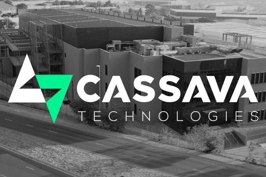 Cassava-Technologies-obtiene-los-derechos-para-revender-Claude-AI-de.png