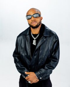 Charles-Okocha-Biografia-Anos-Esposa-Boxeo-Peliculas-Valor-neto.jpg