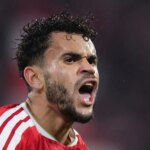 Díaz deslumbra mientras el Bayern derrota al Leipzig y toma la delantera