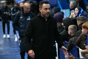 EPL-De-Zerbi-elogia-a-los-Spurs-completos-tras-la.jpg