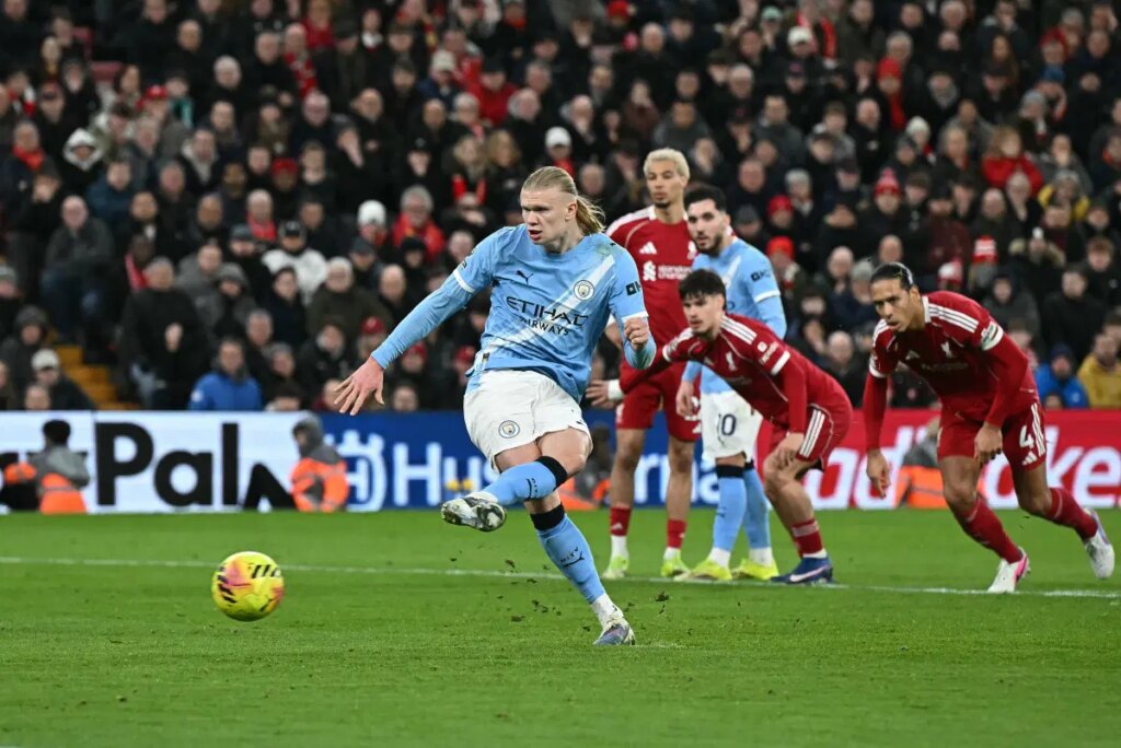 EPL-Man-City-se-enfrenta-al-caldero-de-Anfield-tras.jpg