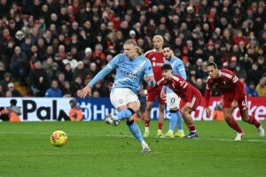 EPL-Man-City-se-enfrenta-al-caldero-de-Anfield-tras.jpg