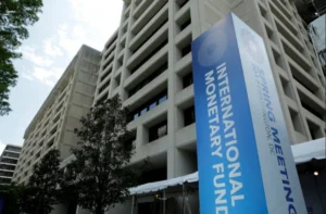 El-FMI-culpa-a-las-estimaciones-fiscales-excesivamente-optimistas-y.webp