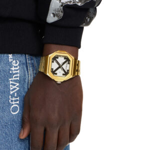 El-reloj-HEAVY-DUTY-de-color-blanquecino-hace-una-declaracion.jpg