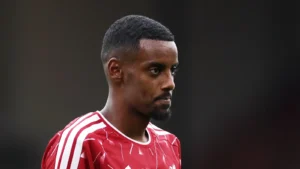 El-trio-del-Liverpool-Isak-Gakpo-y-Szoboszlai-se-perderan.webp