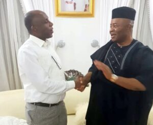 Amaechi-acusa-a-Godswill-Akpabio-de-confiscar-los-pozos-petroleros.jpeg
