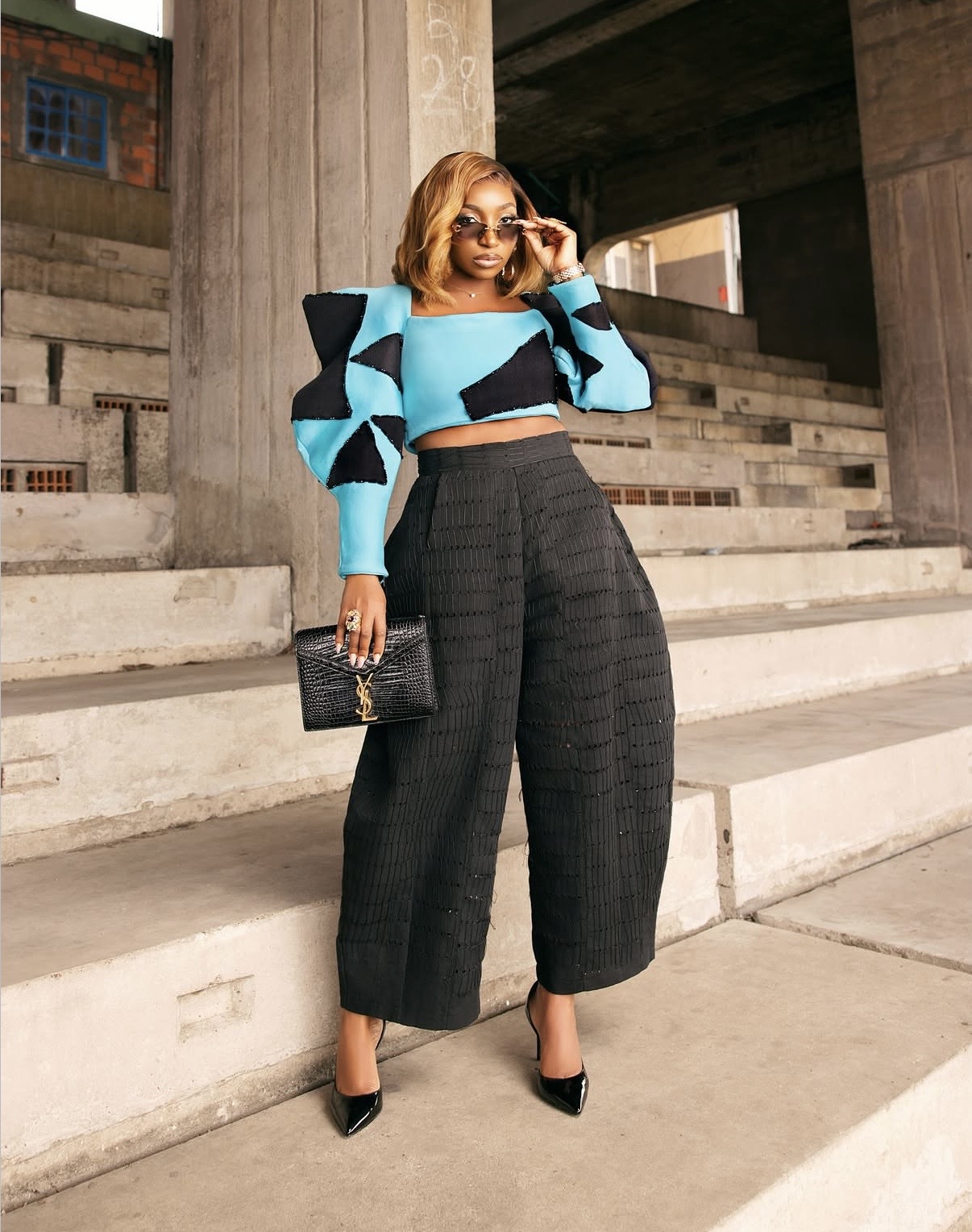 moda expresiva de celebridades nigerianas