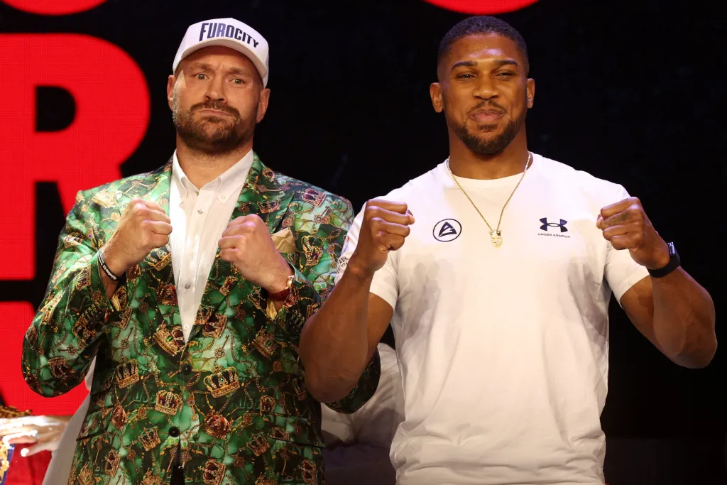Primer vistazo al cinturón sin precedentes entre Tyson Fury y Anthony Joshua para el ganador de la histórica pelea
