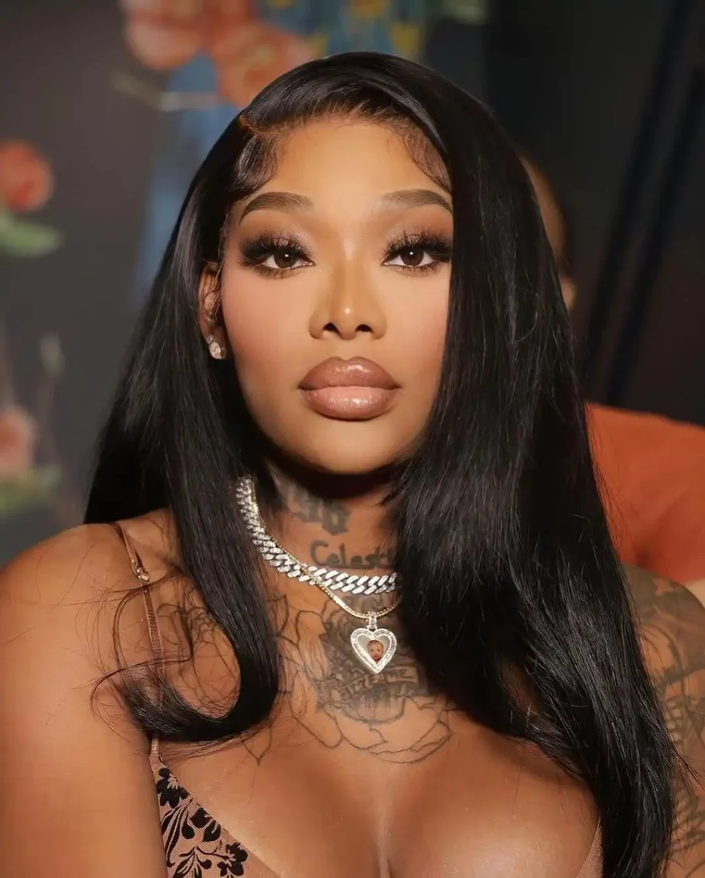 Interscope-demanda-a-Summer-Walker-por-al-menos-50-millones.webp
