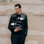 Karl Lagerfeld le da al icónico Weejuns Penny Loafer de GH Bass un cambio de imagen claramente moderno