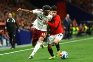 La-FIFA-multa-a-Espana-con-20000-dolares-por-canticos.webp