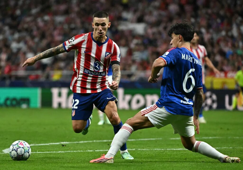 Lisandro-Martinez-ataca-a-la-jerarquia-del-Man-United-por.jpg