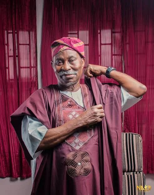 Muere-el-profesor-Idowu-Sobowale-a-los-85-anos.jpg
