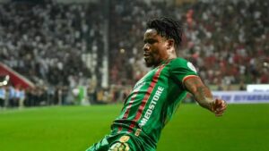 Orban-gana-el-premio-al-gol-del-mes-de-la.jpg