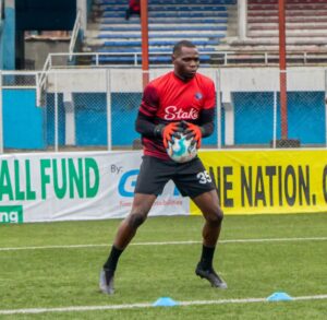 Ozoemena-regresa-a-los-entrenamientos-del-Rivers-United-tras-la.jpg