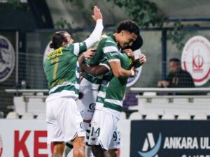 Resumen-de-la-Eurocopa-Iheanacho-amplia-su-racha-goleadora-Arokodare.jpeg