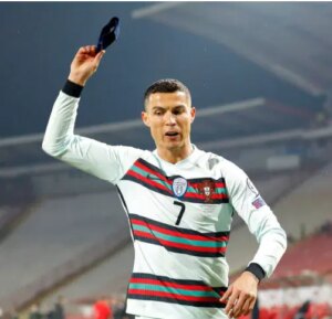 Ronaldo-abandona-la-concentracion-de-Portugal-despues-de-que-Jesus.jpg