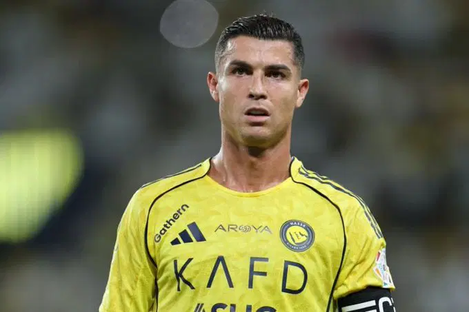 Ronaldo-vuelve-a-entrenar-en-Al-Nassr-tras-pelea-en.jpg