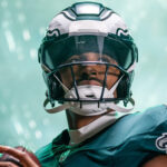 Se espera que Jalen Hurts se pierda el resto de la temporada de la NFL después de que se descubrieron coágulos de sangre en sus pulmones.