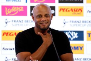 Solo-pienso-en-mi-trabajo-en-el-Bayern-Kompany-rompe.jpeg