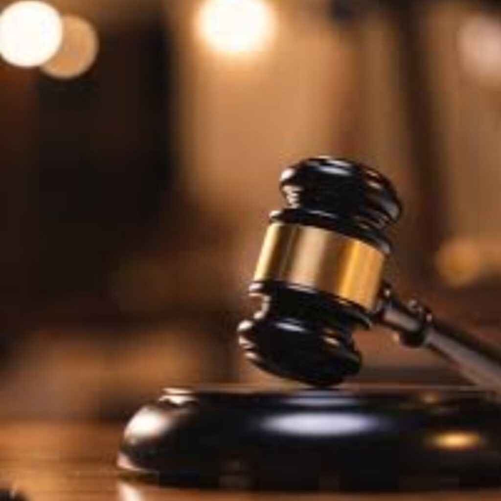 Un-tribunal-condena-a-un-joven-de-20-anos-a.jpg