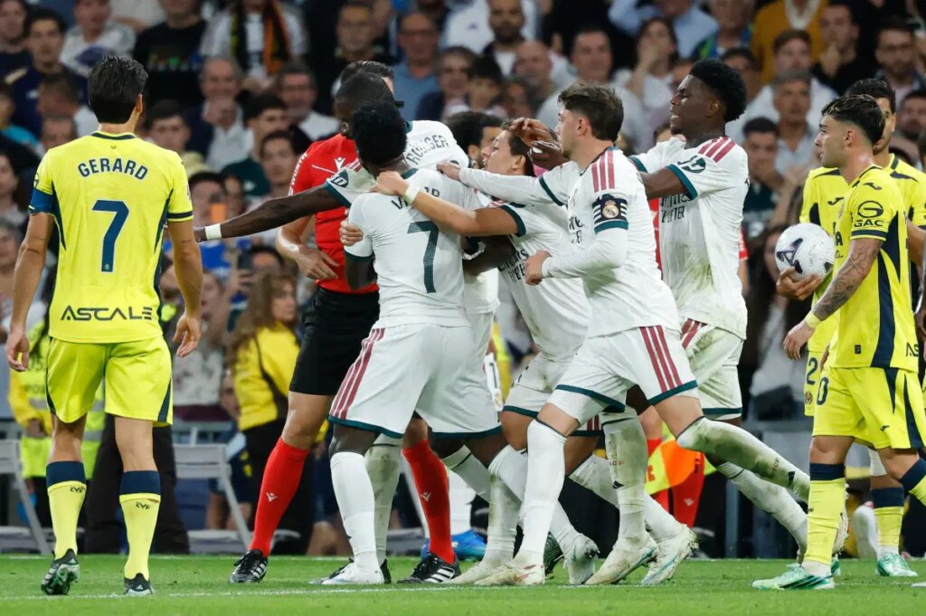Vinicius-se-disculpa-por-la-tarjeta-roja-y-podria-perderse.jpg