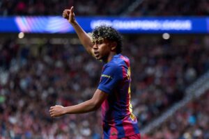 LaLiga-Yamal-hace-historia-tras-la-victoria-del-Barcelona-sobre.jpg